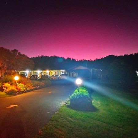 Wintersun Gardens Motel Bicheno Esterno foto