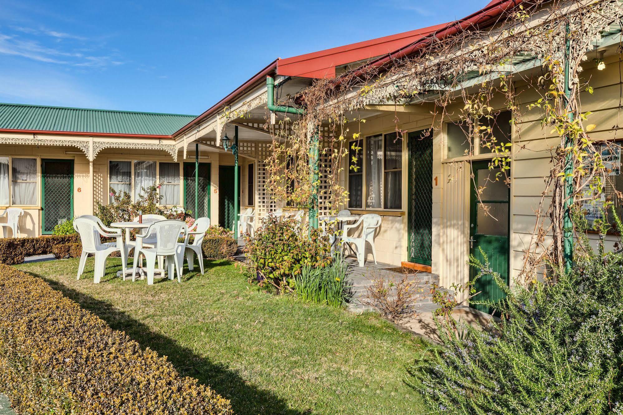Wintersun Gardens Motel Bicheno Esterno foto